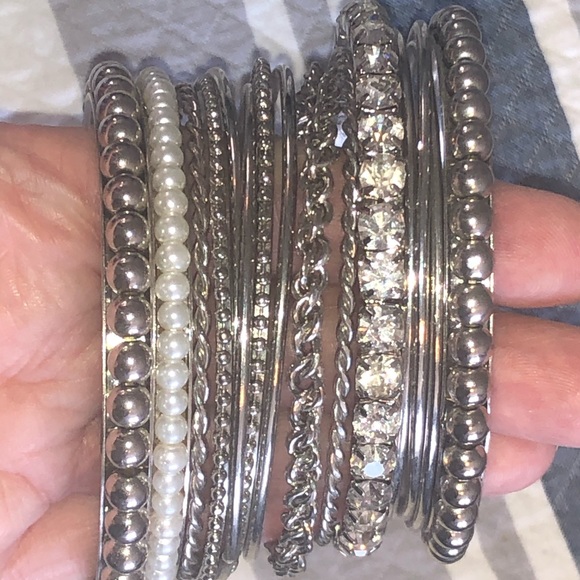 Silver bangle set - Picture 1 of 3
